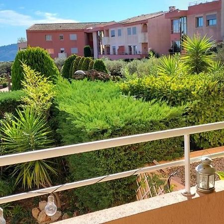 Chambre Lit 2 Personnes Dans Appartement Du Logeur Mandelieu Extérieur photo